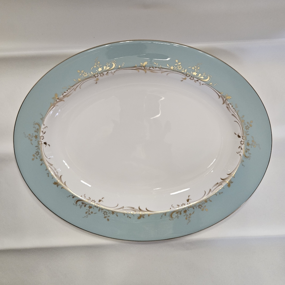 Gorgeous! "Melrose" 13" Oval Serving Platter by Royal Doulton.
